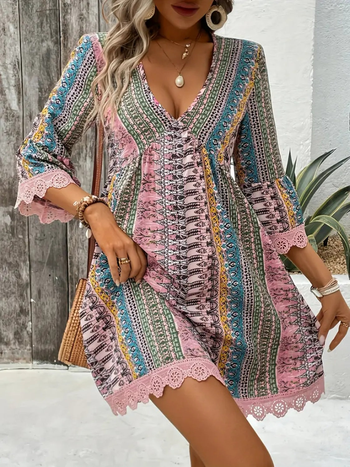 🌷🌷Lace Trim Printed V-Neck 3/4 Sleeve Dress